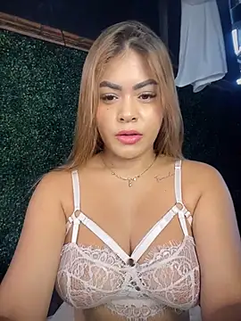MayaMoanXXX online show from 6, 6, 2026