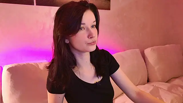 sweet strawber online show from 5, 10, 2025