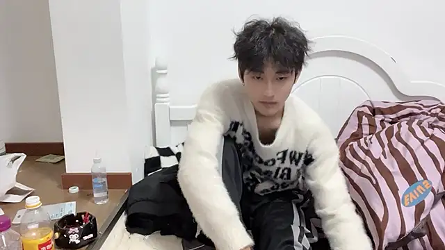 Snapshot of yangyang-2563 chatting on 6, 10, 2025 yangyang-2563 online show from 6, 10, 2025