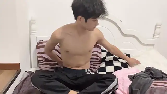 Snapshot of yangyang-2563 chatting on 20, 9, 2025 yangyang-2563 online show from 20, 9, 2025