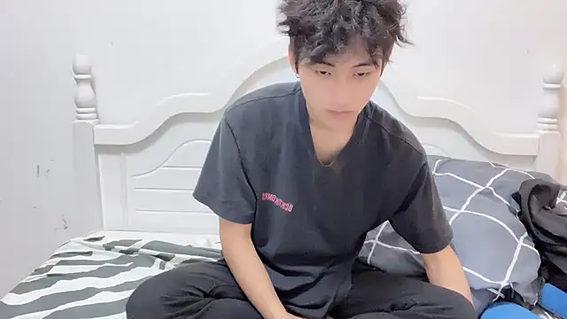 Snapshot of yangyang-2563 chatting on 28, 9, 2025 yangyang-2563 online show from 28, 9, 2025