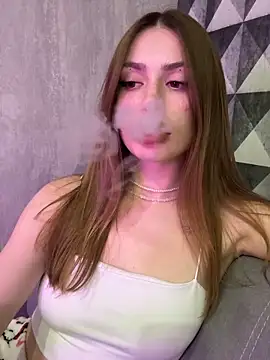 Elizabeth Tay online show from 9, 3, 2026