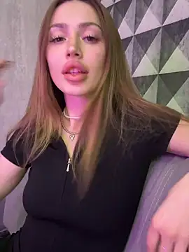 Elizabeth Tay online show from 12, 3, 2026