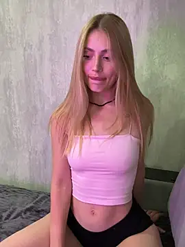 Elizabeth Tay online show from 17, 7, 2026