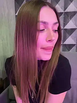 Elizabeth Tay online show from 13, 3, 2026