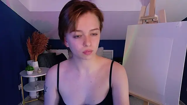 HypeQueen online show from 5, 10, 2025