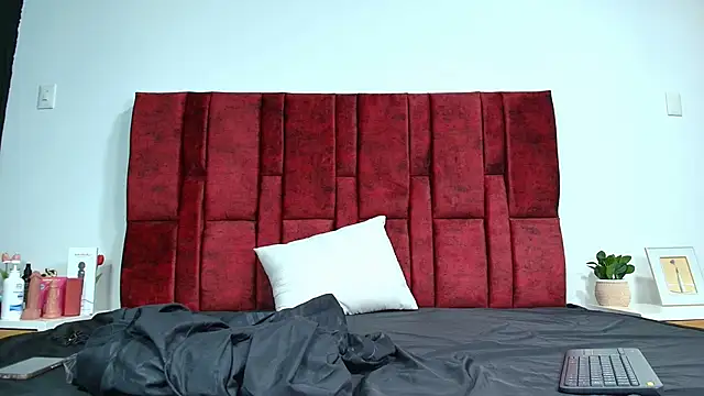 emma hearths online show from 20, 11, 2025