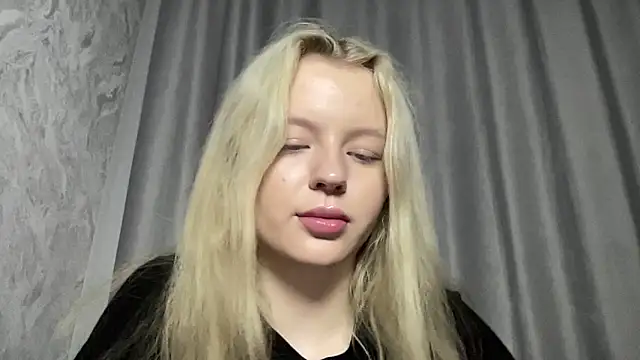Snapshot of D0llySheep chatting on 30, 9, 2025 D0llySheep online show from 30, 9, 2025