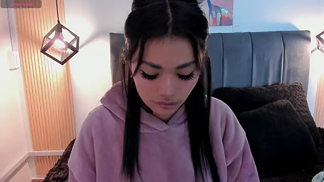 Snapshot of Evaa_rosee_ chatting on 29, 9, 2025 Evaa rosee online show from 29, 9, 2025