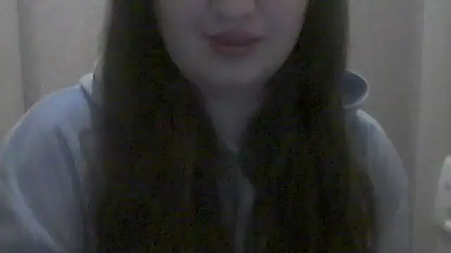 Snapshot of HotEvelynX chatting on 10, 10, 2025 HotEvelynX online show from 10, 10, 2025