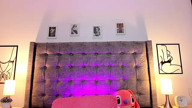 Linda Fosterr online show from 10, 11, 2025