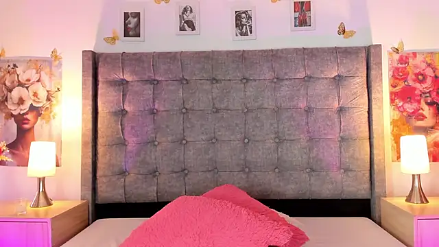 Linda Fosterr online show from 9, 3, 2026