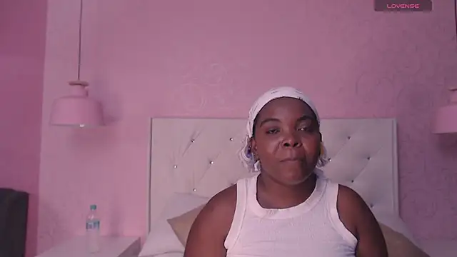 NatashaLimaa online show from 1, 10, 2025