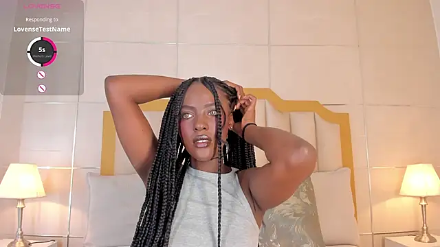 DakotaWangi online show from 17, 11, 2025