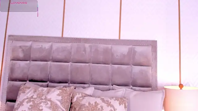 DakotaWangi online show from 4, 2, 2026