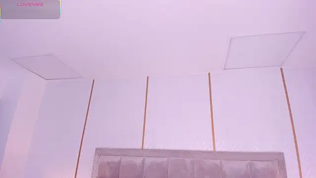 DakotaWangi online show from 16, 2, 2026