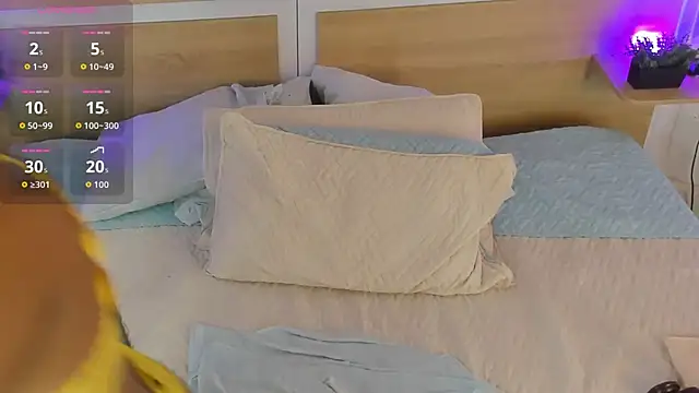 ValeryCortezm online show from 14, 11, 2025