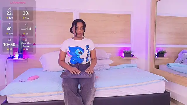 ValeryCortezm online show from 16, 11, 2025