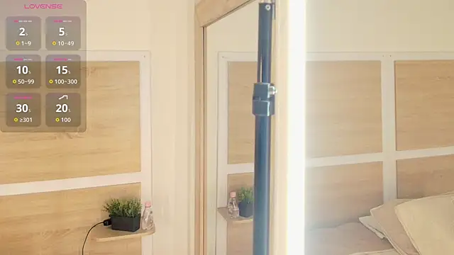 ValeryCortezm online show from 9, 10, 2025