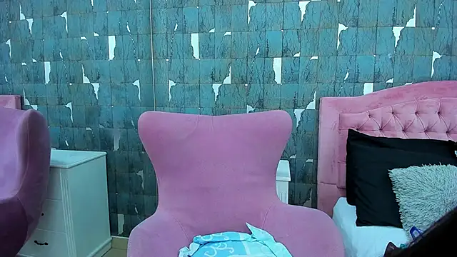 EvelynBun online show from 7, 11, 2025