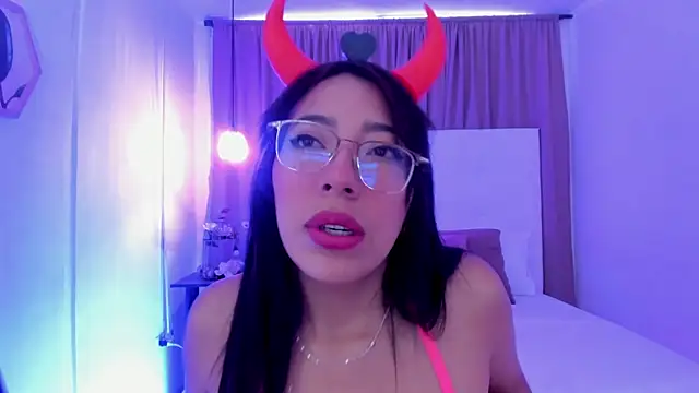 Diabla-09 online show from 24, 9, 2025