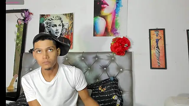 Snapshot of xxKamadevaxx chatting on 13, 5, 2026 xxKamadevaxx online show from 13, 5, 2026