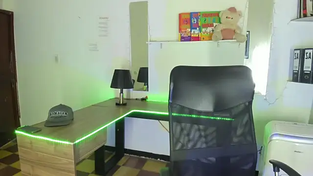 xxKamadevaxx online show from 14, 11, 2025