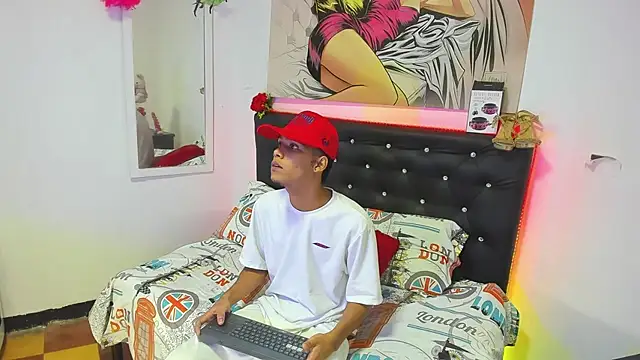 xxKamadevaxx online show from 6, 10, 2025