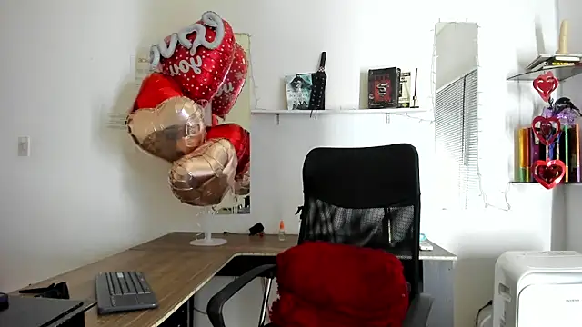 xxKamadevaxx online show from 13, 2, 2026