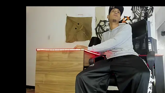 xxKamadevaxx online show from 26, 10, 2025