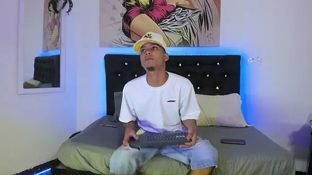 xxKamadevaxx online show from 6, 11, 2025