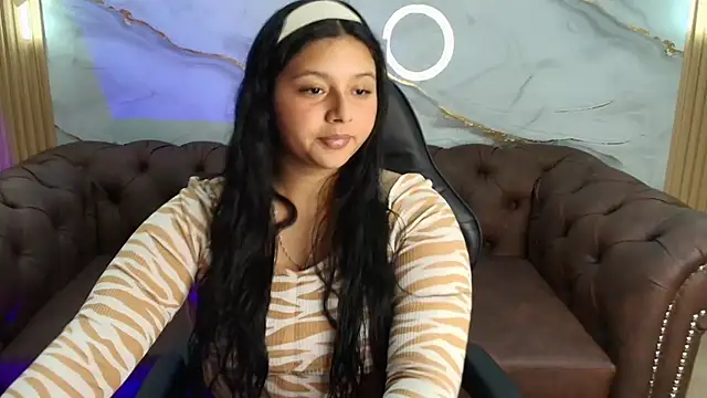 mia hot tf online show from 16, 9, 2025