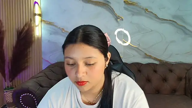 mia hot tf online show from 25, 9, 2025