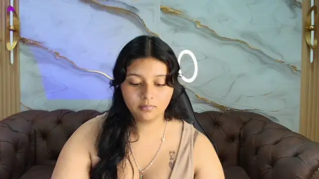 mia hot tf online show from 15, 9, 2025