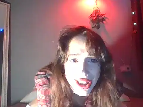 Snapshot of Monica_uwu chatting on 10, 10, 2025 Monica uwu online show from 10, 10, 2025