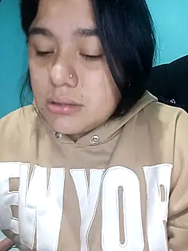 April Becker online show from 16, 4, 2026