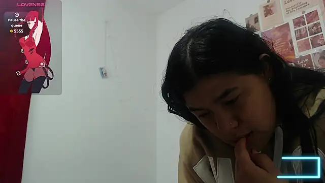 April Becker online show from 19, 3, 2026