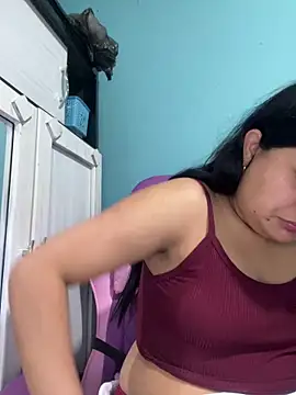 Snapshot of April_Becker chatting on 6, 6, 2026 April Becker online show from 6, 6, 2026
