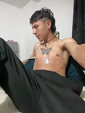 NaytonFreeman online show from 7, 10, 2025