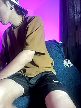 NaytonFreeman online show from 10, 11, 2025