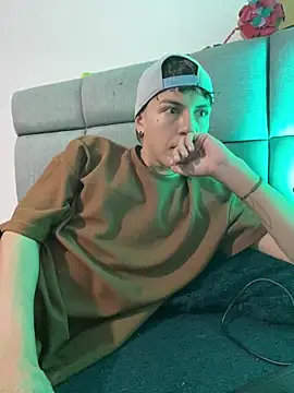 NaytonFreeman online show from 11, 2, 2026