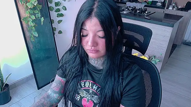 Snapshot of Unatatuada chatting on 10, 11, 2025 Unatatuada online show from 10, 11, 2025