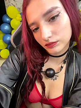 Megann 19  online show from 26, 9, 2025