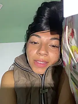 Snapshot of Lesly777_ chatting on 20, 9, 2025 Lesly777 online show from 20, 9, 2025
