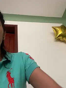 Snapshot of Lesly777_ chatting on 19, 9, 2025 Lesly777 online show from 19, 9, 2025