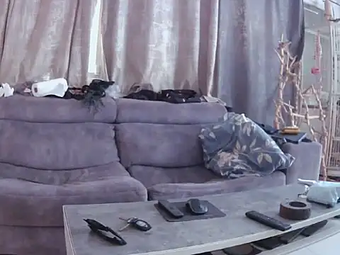 Alexis21821 online show from 5, 11, 2025