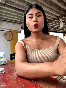 Michelle Narvaez online show from 9, 11, 2025