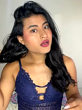 Michelle Narvaez online show from 19, 9, 2025