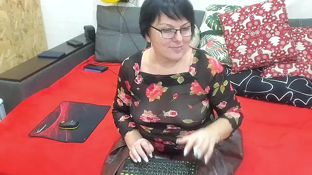 KittyCharm online show from 27, 2, 2026