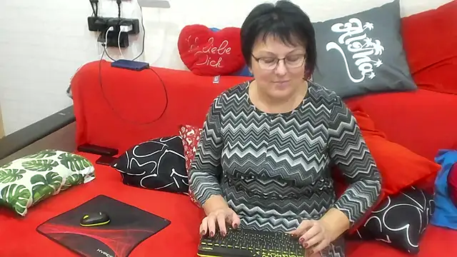 KittyCharm online show from 16, 1, 2026